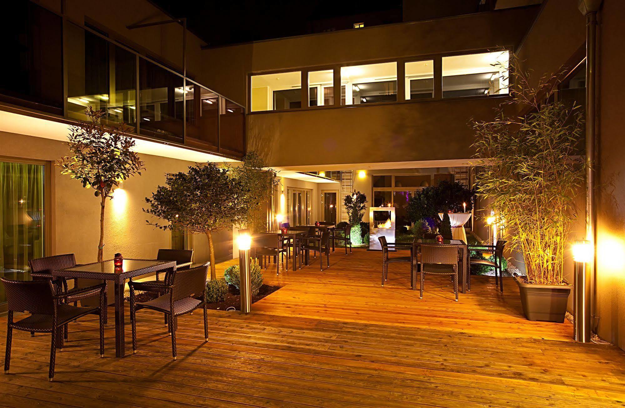 Pakat Suites Viena Exterior foto